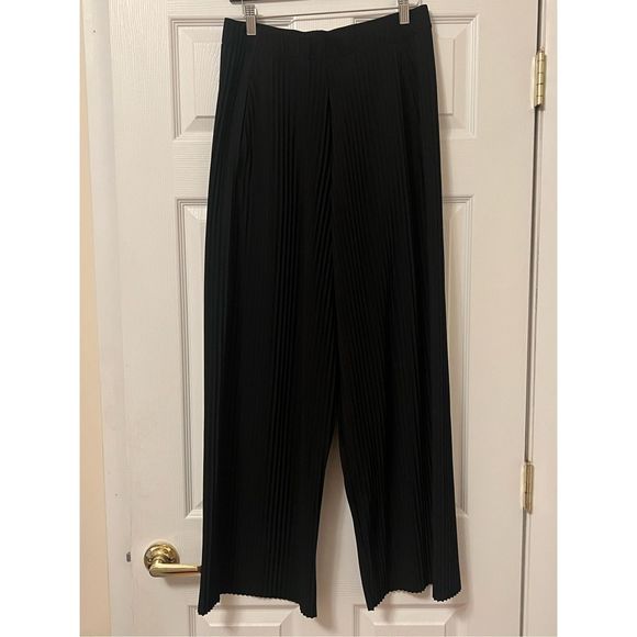 COS Pants - COS BLACK PLEATED PANTS